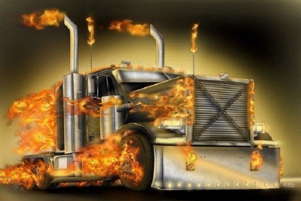 Lastbil med ild thumbnail
