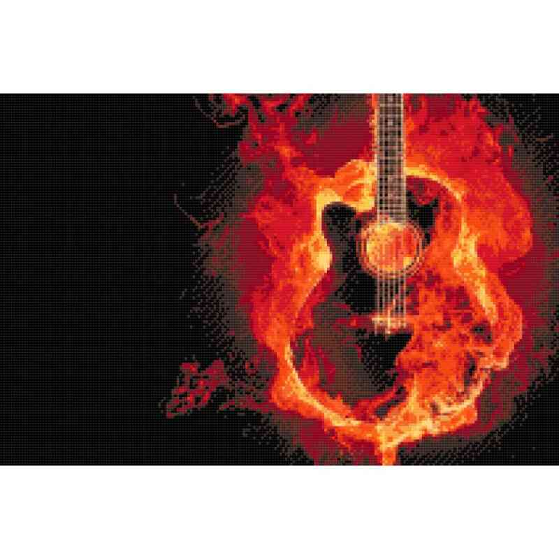 Udforsk kreativiteten med vores diamond art-billede af en guitar i flammer, der udstråler energi og intensitet på den elegante sorte baggrund.
